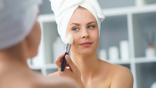 Bava di lumaca prima del trucco con Bava Pura Spray Terraluna
