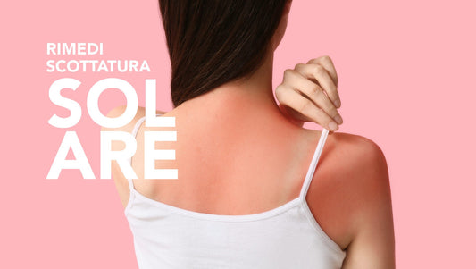 Ragazza con pelle arrossata da scottatura solare
